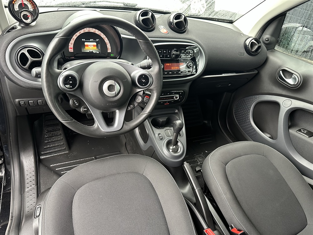 Image 4 - 2018 SMART EQ Fortwo