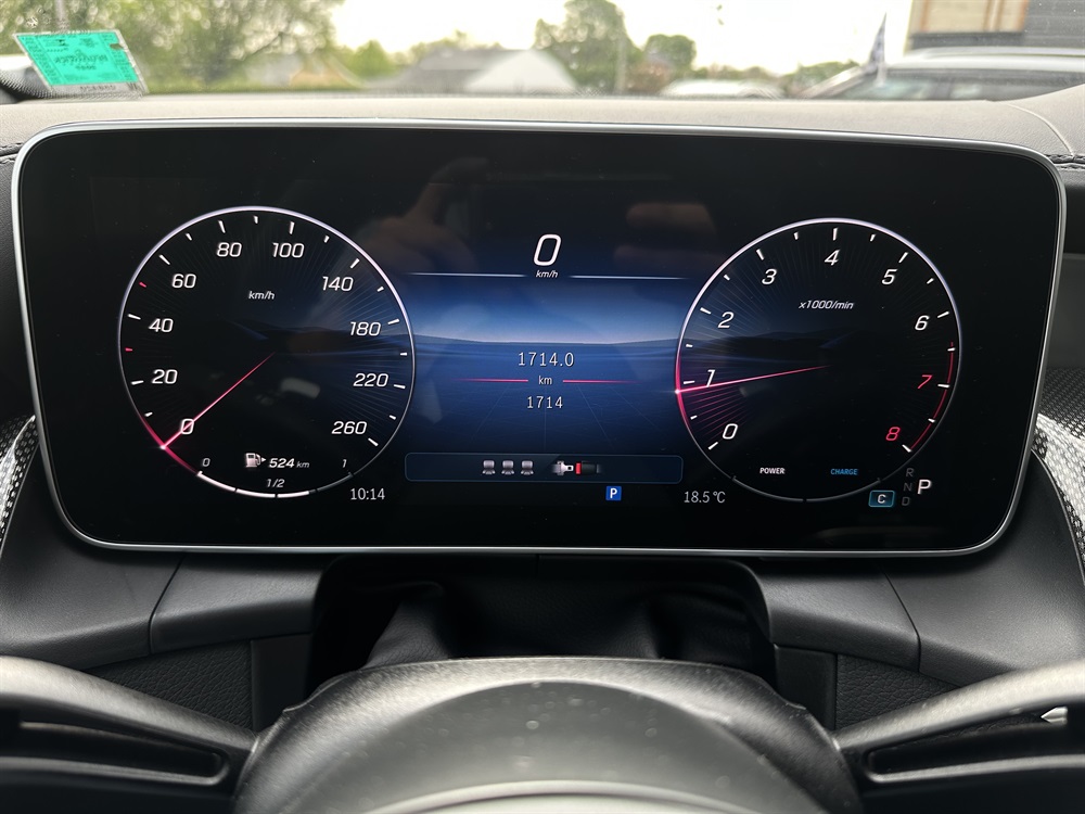 Image 5 - 2025 Mercedes-Benz GLC300