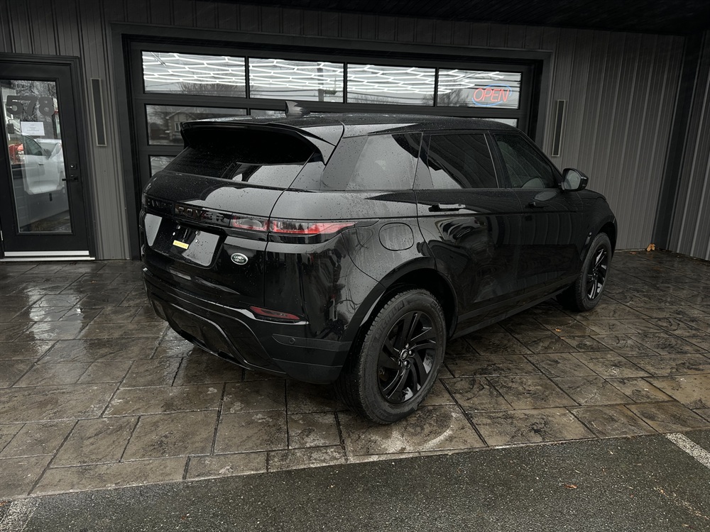Image 3 - 2023 Land Rover Range Rover Evoque S