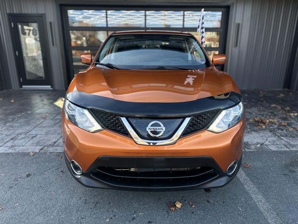 Image 2 - 2018 Nissan Rogue Sport